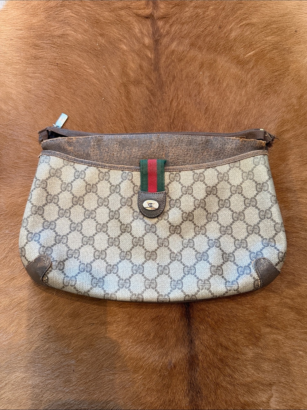 Vintage Gucci crossbody bag/ clutch purse * project